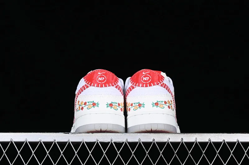 All categories Nk SB Dunk series Nk SB Dunk Low low-top sneakers Nk SB Dunk Low "N7" floral embroidery SB low-top casual sneakers FD6951-700